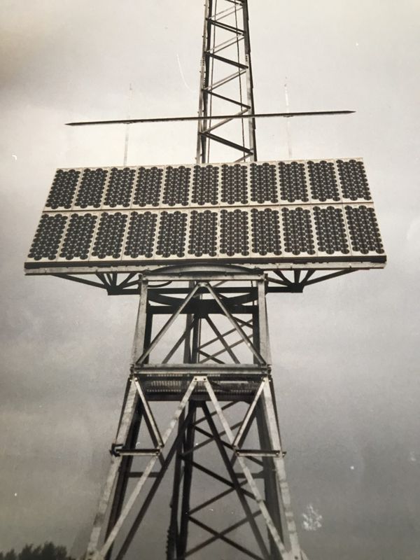 Primo impianto fotovoltaico stand-alone per ENEL, 1985